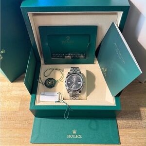 Brand New/Unworn 2026 Rolex Datejust 41mm 126334 Jubilee Wimbledon Dial